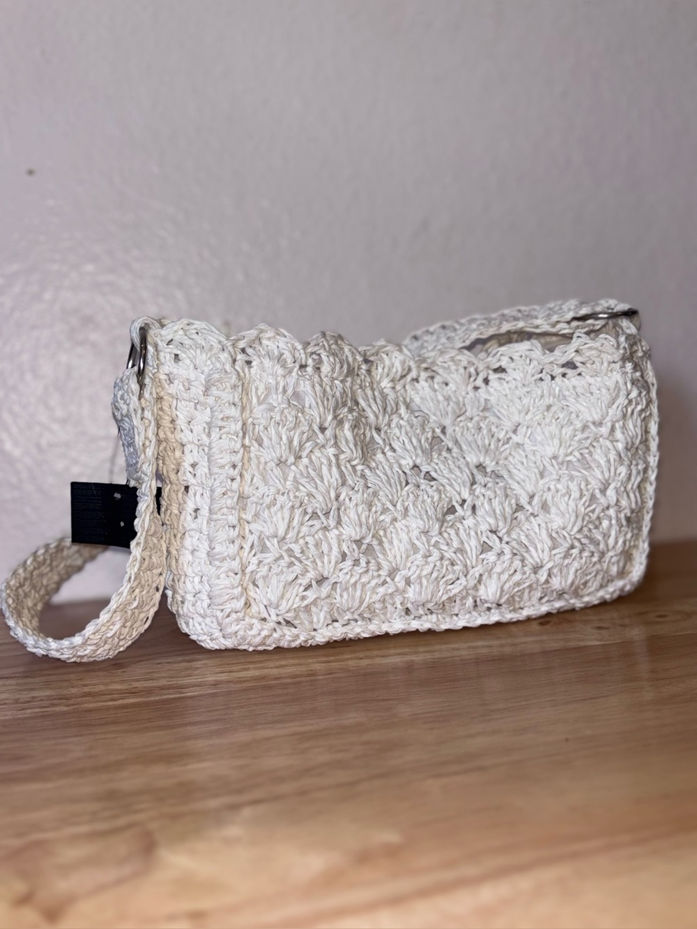 Forever 21 Woman’s Cute, White Crochet Purse, Satchel NWT - Picture 2 of 15